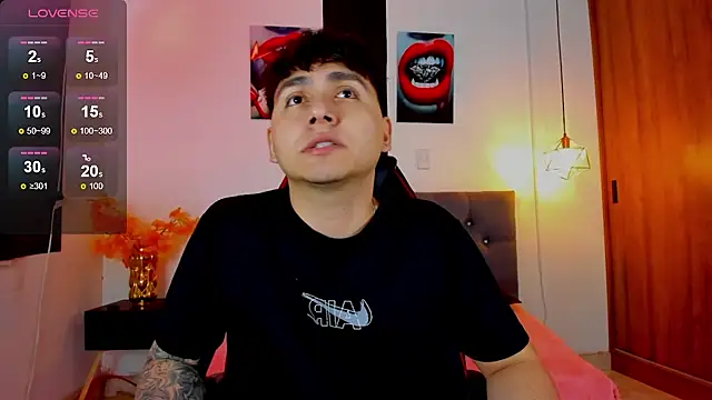 Snapshot of Nicolas_James_Sc chatting on 02/07/26, 12:53 Nicolas James Sc online show from 02/07/26, 12:53