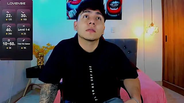 Snapshot of Nicolas_James_Sc chatting on 02/10/26, 01:37 Nicolas James Sc online show from 02/10/26, 01:37