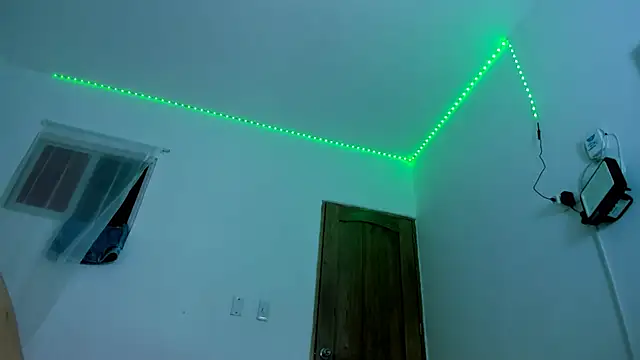 Snapshot of magic_mike_26 chatting on 10/23/25, 10:03 magic mike 26 online show from 10/23/25, 10:03