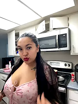 latina curvy22 online show from 09/12/25, 09:59