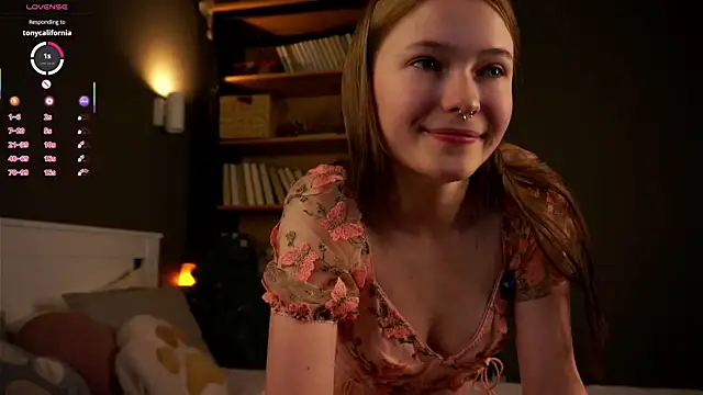 LynHillaire online show from 01/09/26, 02:42