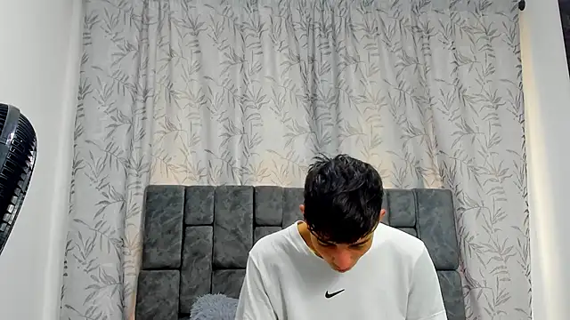 Maikol Ortiz online show from 11/30/25, 12:42