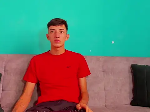 Snapshot of Maikol_Ortiz chatting on 02/11/26, 02:11 Maikol Ortiz online show from 02/11/26, 02:11