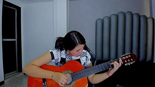 Charlotte-Star online show from 12/16/25, 07:41