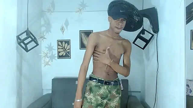 criss zuri online show from 09/12/25, 11:43