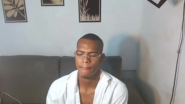 criss zuri online show from 09/26/25, 11:25