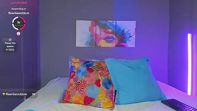 Snapshot of meghanmaslow chatting on 10/22/25, 10:09 meghanmaslow online show from 10/22/25, 10:09