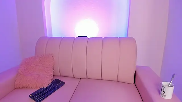 milaowens online show from 03/19/26, 11:58