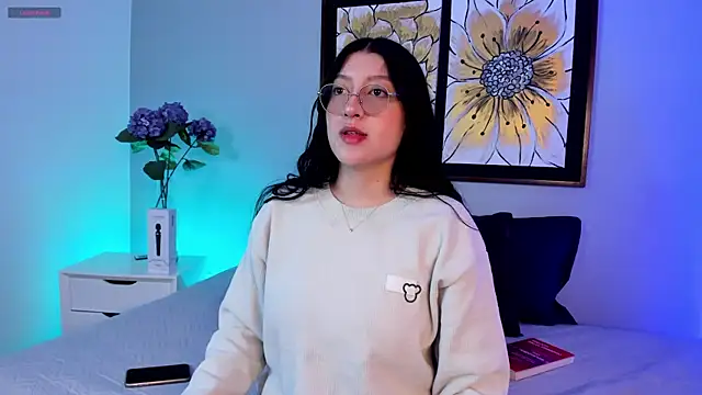 kaylii purple online show from 12/21/25, 03:52