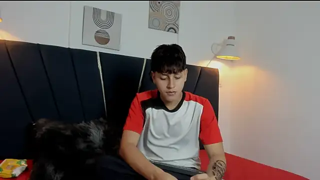 zeusapollofuck online show from 11/12/25, 10:52