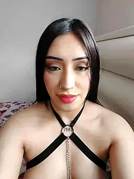 Snapshot of KIMGREY__ chatting on 09/26/25, 03:27 KIMGREY   online show from 09/26/25, 03:27