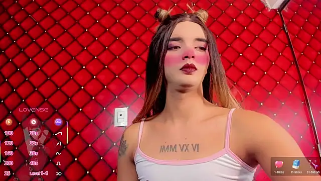 MIA HOT23CM S7S online show from 11/05/25, 02:55