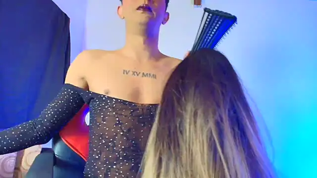 MIA HOT23CM S7S online show from 12/20/25, 02:29