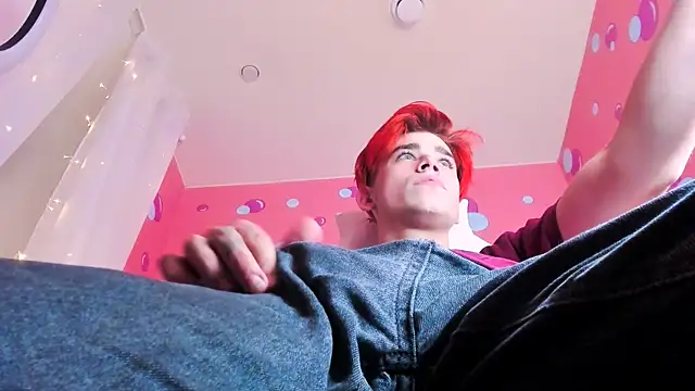 Snapshot of Blaiz_Vok chatting on 09/17/25, 12:45 Blaiz Vok online show from 09/17/25, 12:45