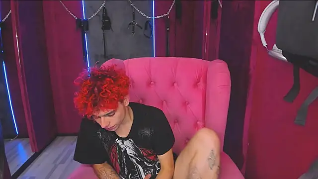 Snapshot of Blaiz_Vok chatting on 10/02/25, 09:00 Blaiz Vok online show from 10/02/25, 09:00