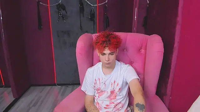 Snapshot of Blaiz_Vok chatting on 10/04/25, 08:40 Blaiz Vok online show from 10/04/25, 08:40