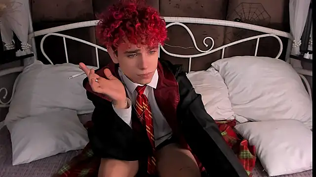 Snapshot of Blaiz_Vok chatting on 10/31/25, 10:55 Blaiz Vok online show from 10/31/25, 10:55