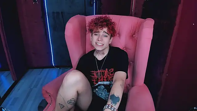 Snapshot of Blaiz_Vok chatting on 11/02/25, 08:44 Blaiz Vok online show from 11/02/25, 08:44