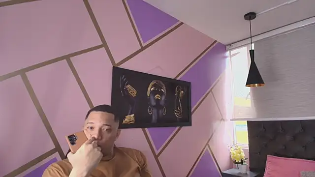 Annie Lii online show from 10/14/25, 01:01