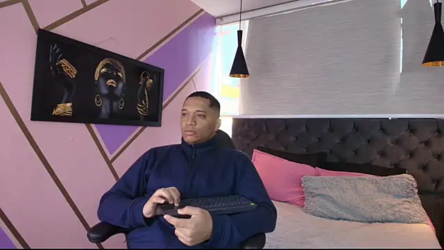 Annie Lii online show from 10/15/25, 12:38