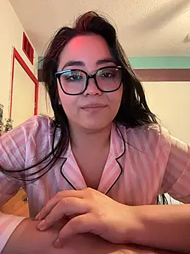 MyHoneyFrida online show from 02/25/26, 06:23