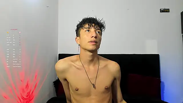 mhatias  online show from 01/06/26, 01:42