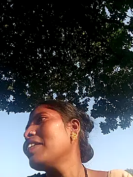 Jivika Jaiswal online show from 10/12/25, 01:48