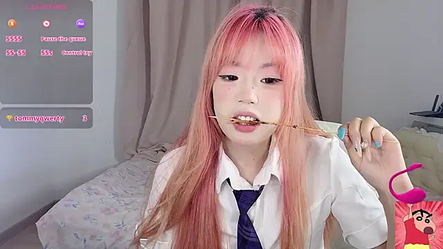 Snapshot of Angel77-Y chatting on 09/28/25, 01:27 Angel77-Y online show from 09/28/25, 01:27