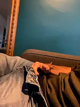 Snapshot of OnlyMims99 chatting on 10/20/25, 05:13 OnlyMims99 online show from 10/20/25, 05:13