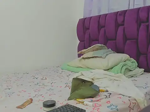 berenicelV online show from 11/26/25, 03:57