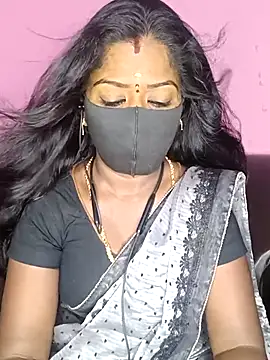 tamilammukuttyy online show from 10/13/25, 02:33