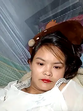 xinhxinhcute online show from 09/15/25, 11:27