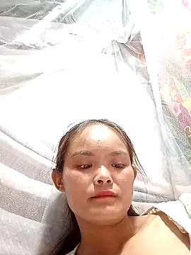 xinhxinhcute online show from 09/19/25, 12:17