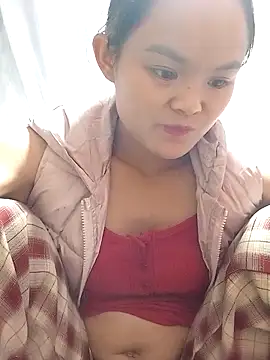 xinhxinhcute online show from 10/29/25, 11:56