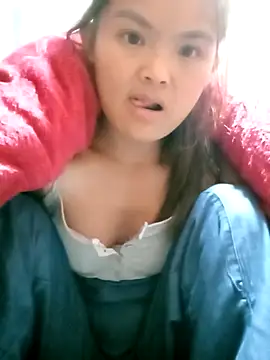 xinhxinhcute online show from 11/03/25, 11:00