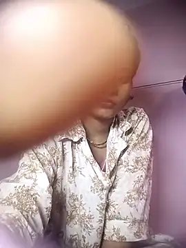 Hot Mayra  online show from 11/18/25, 05:12