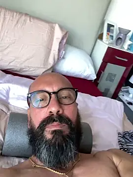 Latinox79 online show from 04/09/26, 04:23