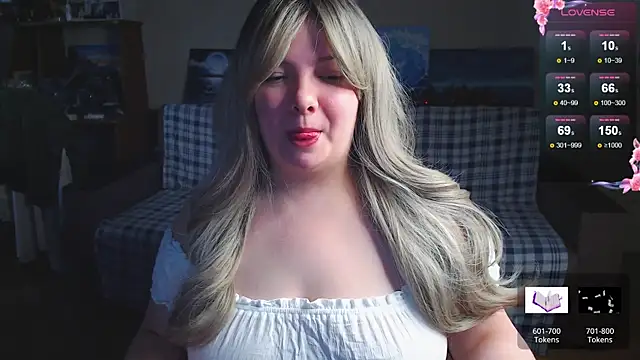 EmillyBones online show from 12/14/25, 11:15