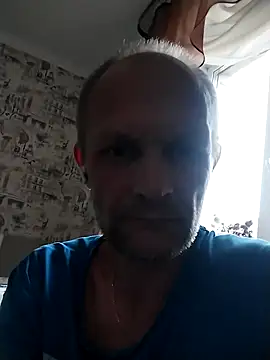 Snapshot of mishania45 chatting on 11/03/25, 08:59 mishania45 online show from 11/03/25, 08:59