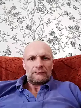 Snapshot of mishania45 chatting on 04/05/26, 11:40 mishania45 online show from 04/05/26, 11:40