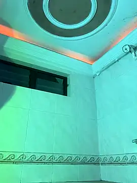 GiorgiaLuxee online show from 11/02/25, 11:12