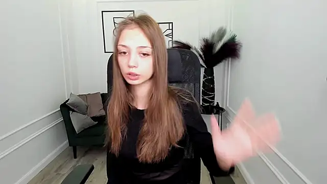 Snapshot of EmilyGraydis chatting on 09/24/25, 05:11 EmilyGraydis online show from 09/24/25, 05:11