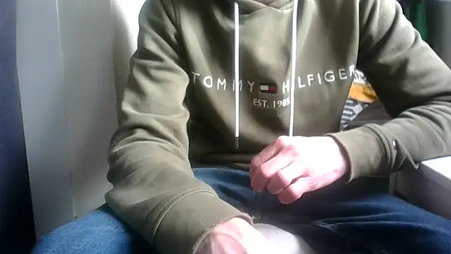 juju78jujuu online show from 04/18/26, 08:07