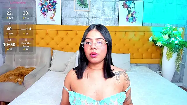 LiilithNova online show from 04/22/26, 04:37