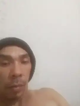 Snapshot of Shawnzinho chatting on 06/19/26, 04:11 Shawnzinho online show from 06/19/26, 04:11