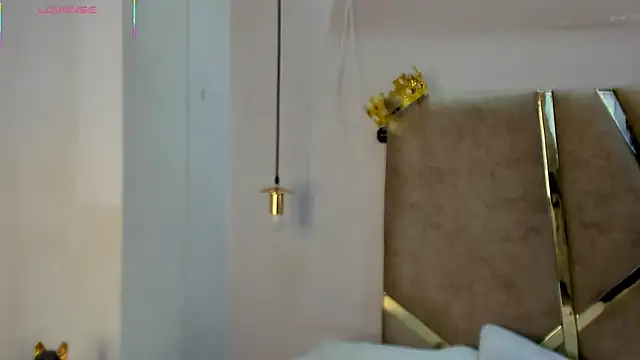 HunterHeat  online show from 10/26/25, 12:33