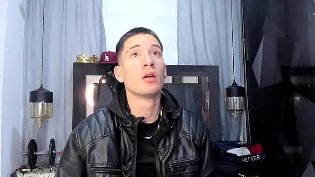 HunterHeat  online show from 04/17/26, 12:41