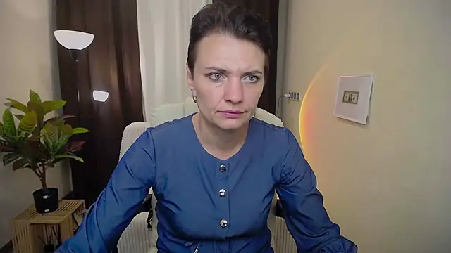 Snapshot of AvaSaturnian chatting on 09/12/25, 12:05 AvaSaturnian online show from 09/12/25, 12:05