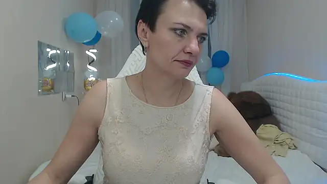 Snapshot of AvaSaturnian chatting on 10/02/25, 12:34 AvaSaturnian online show from 10/02/25, 12:34