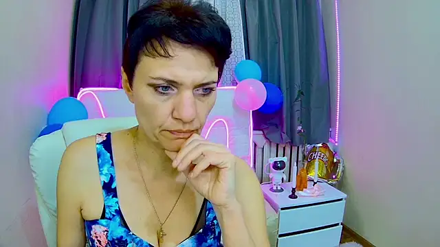 Snapshot of AvaSaturnian chatting on 10/04/25, 06:22 AvaSaturnian online show from 10/04/25, 06:22